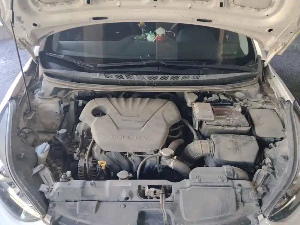 Hyundai Elantra Langdong — миниатюра 16