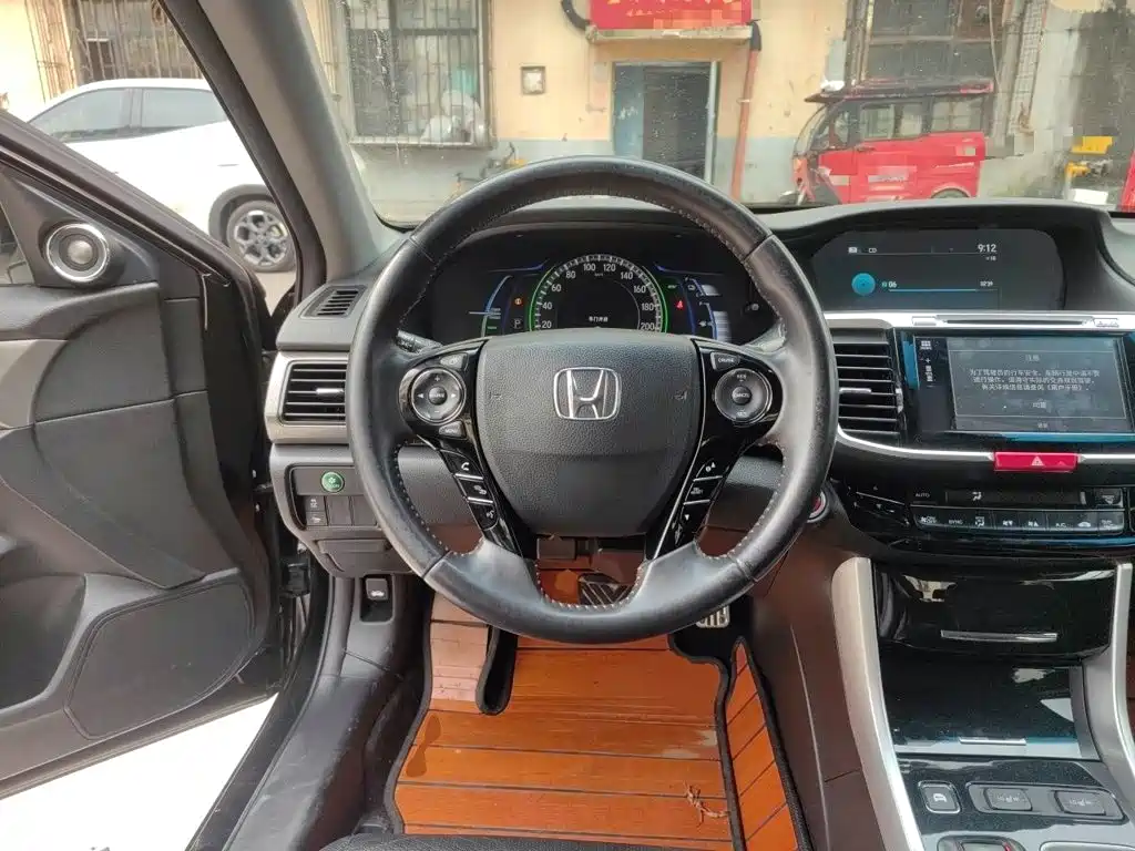 Honda Accord — миниатюра 11