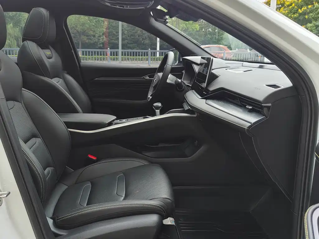 Geely Xingrui — миниатюра 11