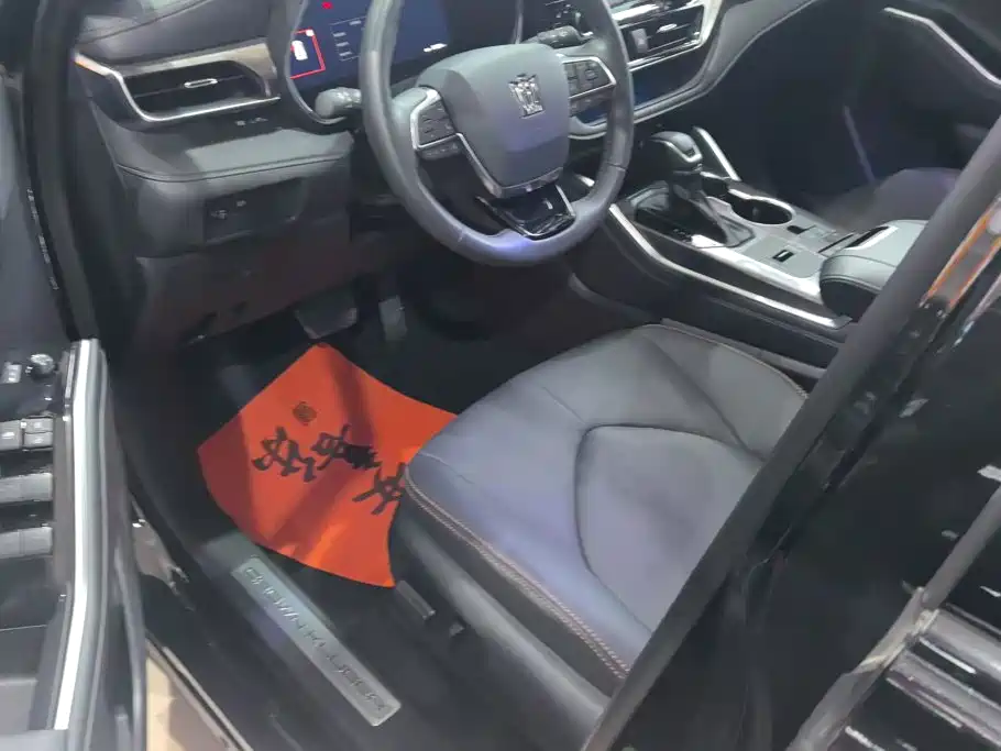 Toyota Crown Kluger — миниатюра 9