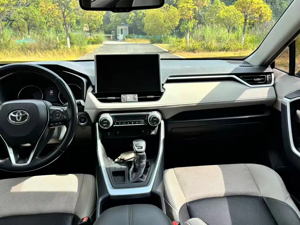 Toyota Wildlander — миниатюра 26
