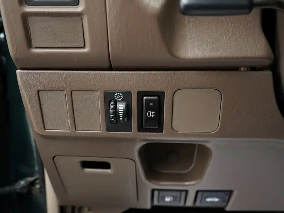 Toyota Prado (Import) — миниатюра 27