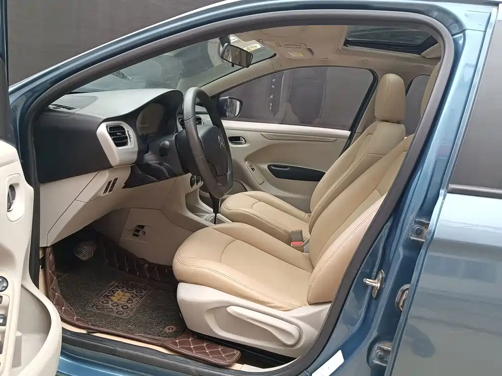 Citroen Elysee — миниатюра 7