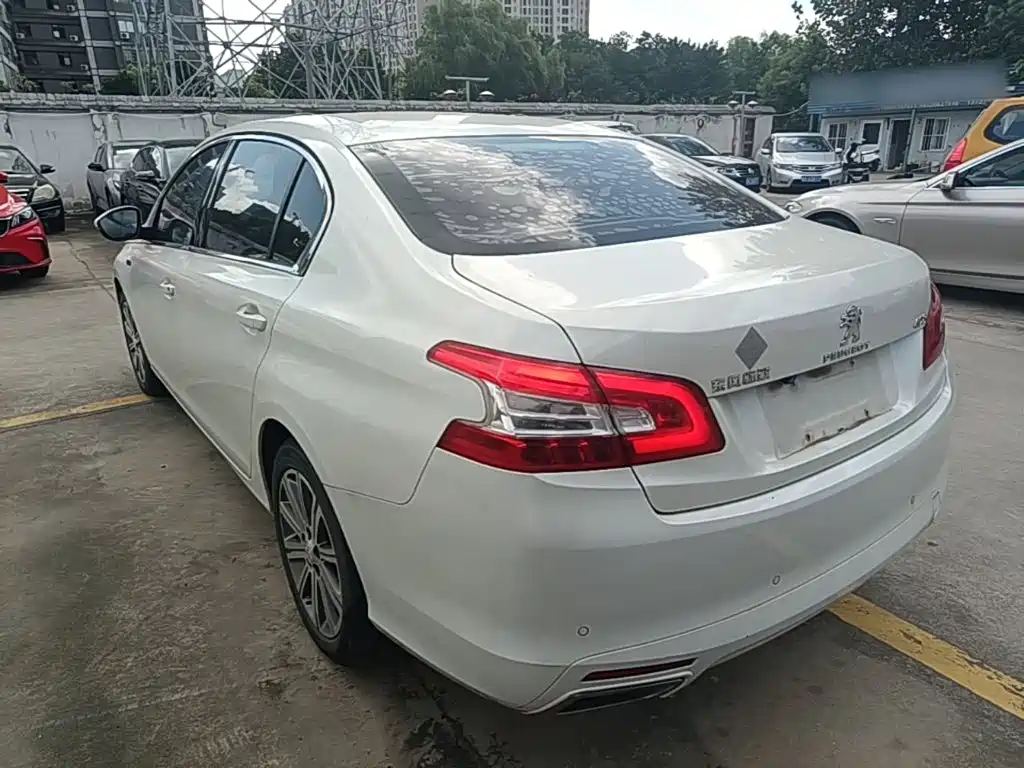 Peugeot 408 — миниатюра 5