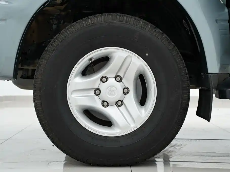 Toyota Prado (Import) — миниатюра 48