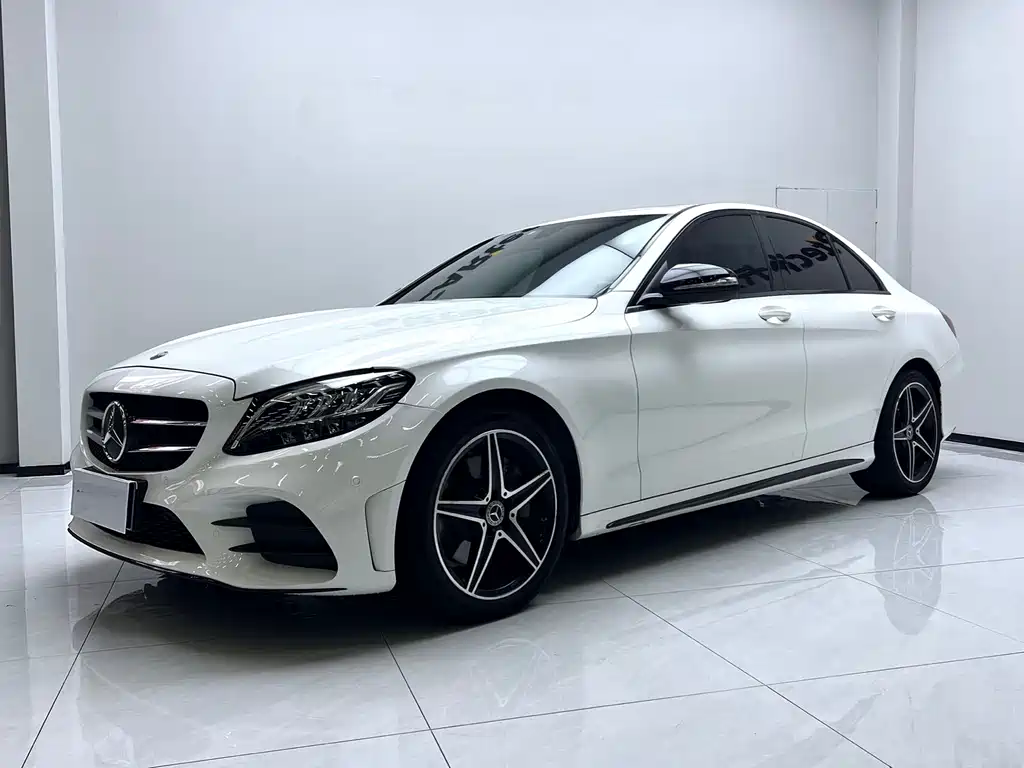 Mercedes-Benz C-Class 2020