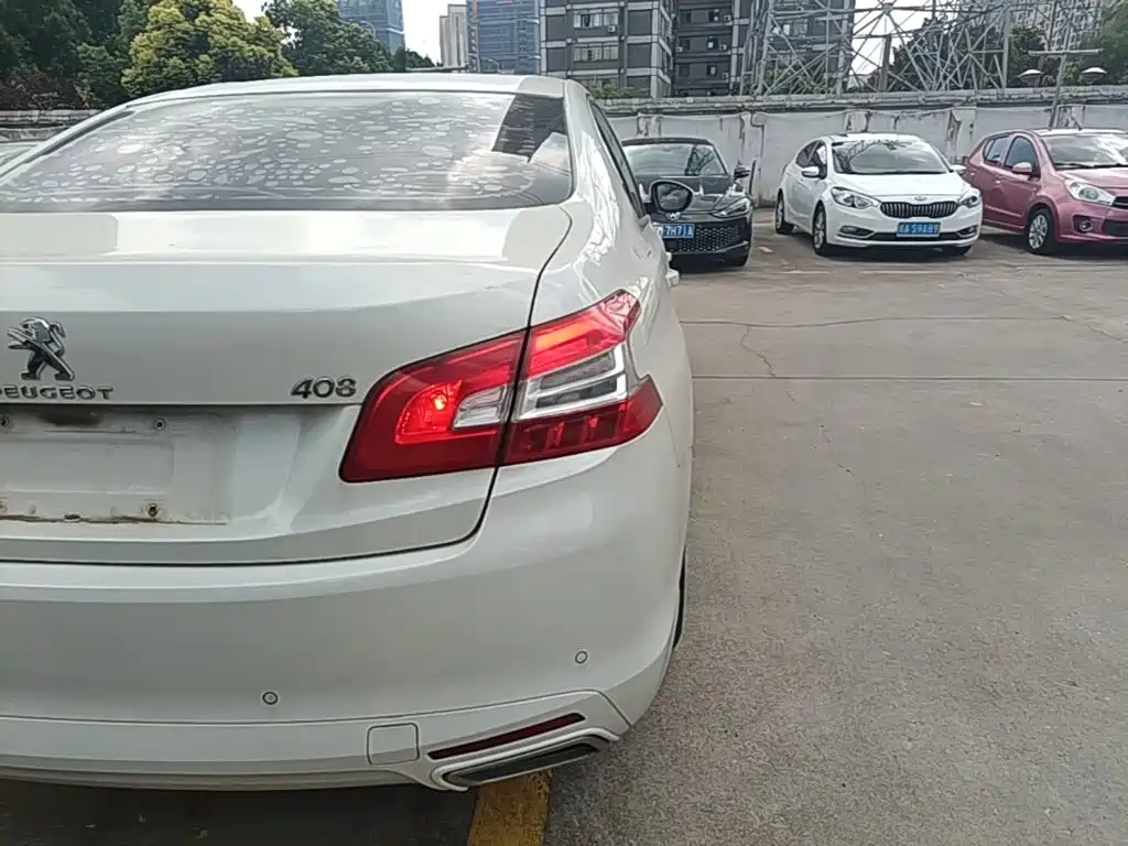 Peugeot 408 — миниатюра 8