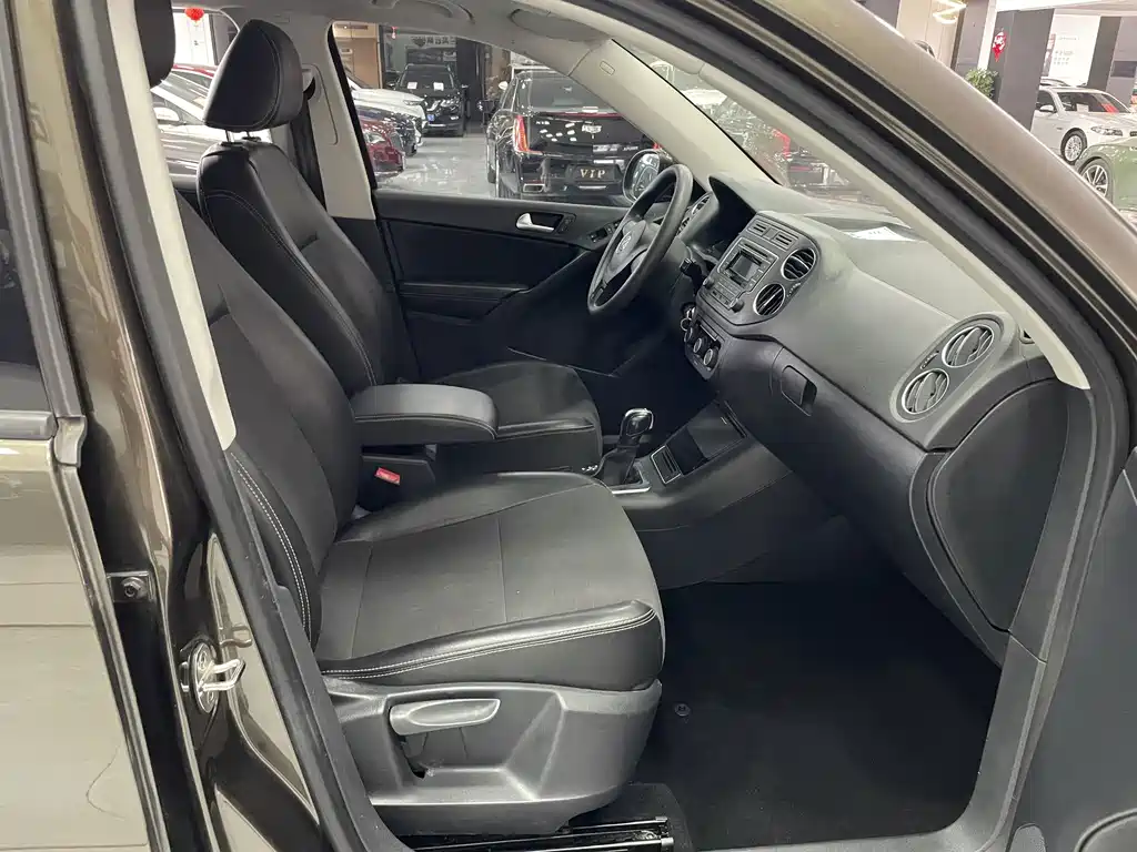 Volkswagen Tiguan — миниатюра 9