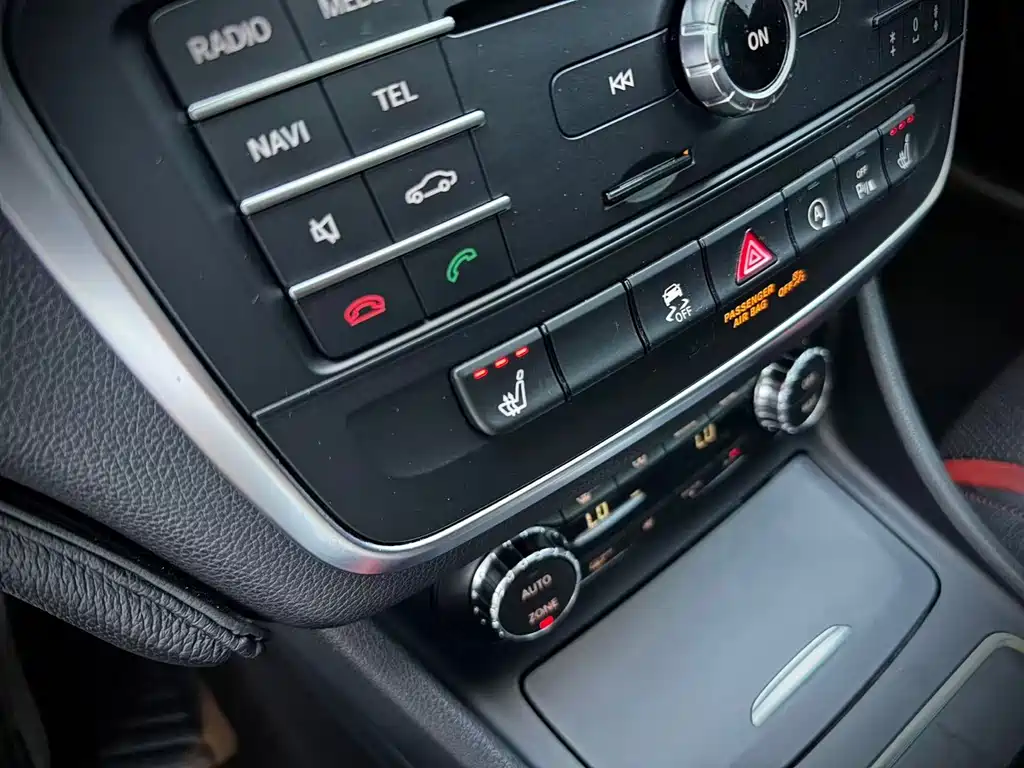 Mercedes-Benz CLA AMG — миниатюра 13