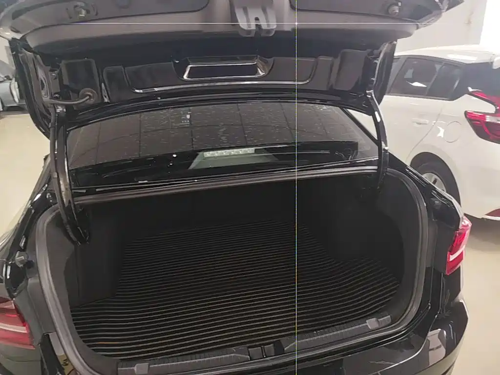 Volkswagen Lavida — миниатюра 19