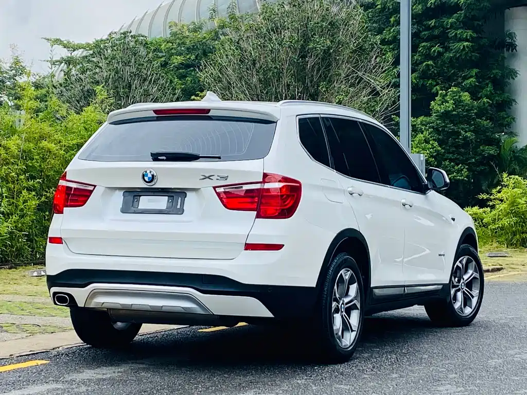 BMW X3 (Import) — миниатюра 2