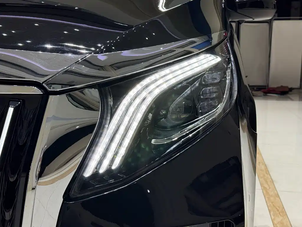 Mercedes-Benz Vito — миниатюра 10