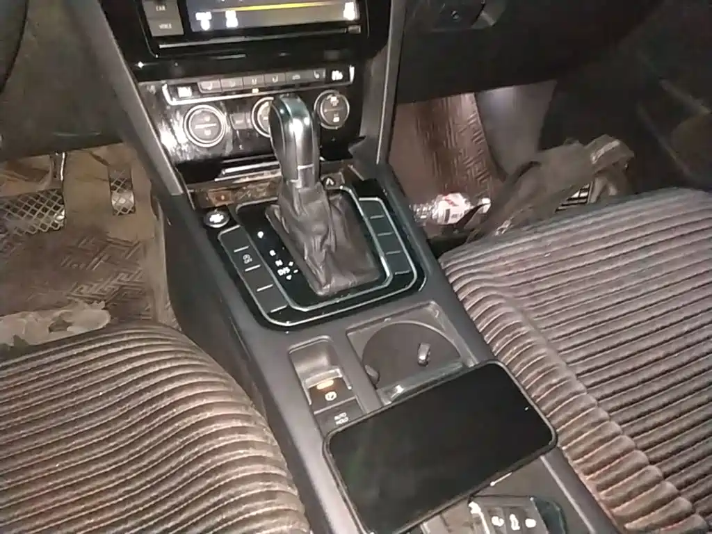 Volkswagen Magotan — миниатюра 14
