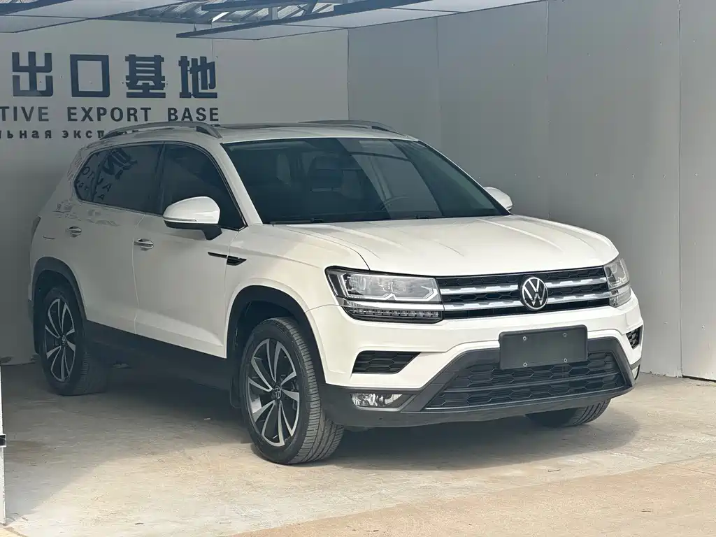 Volkswagen Tharu — миниатюра 3