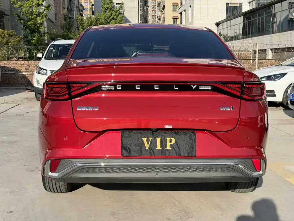 Geely Emgrand L — миниатюра 5