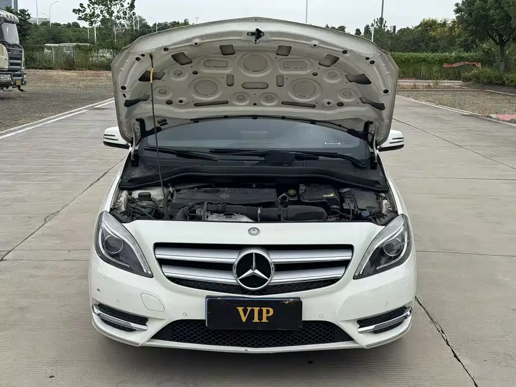 Mercedes-Benz B-Class — миниатюра 7