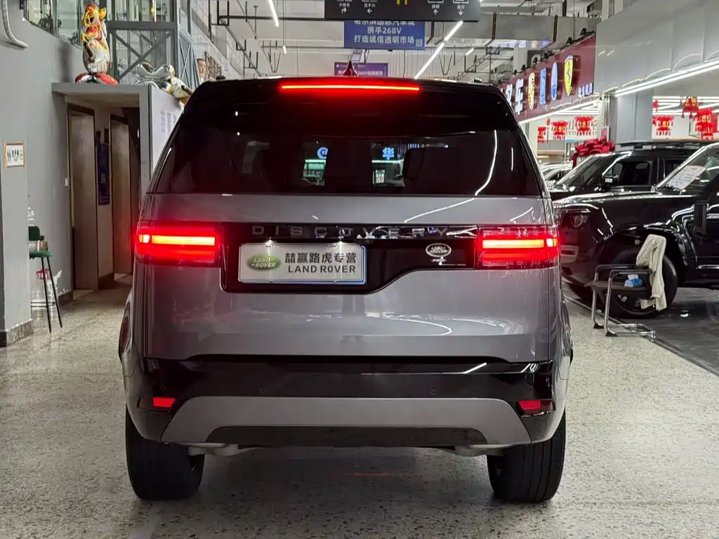 Land Rover Discovery — миниатюра 7