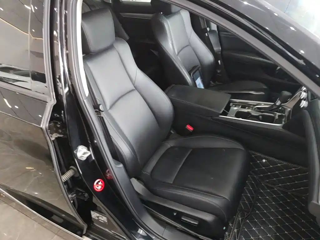 Honda Accord — миниатюра 25