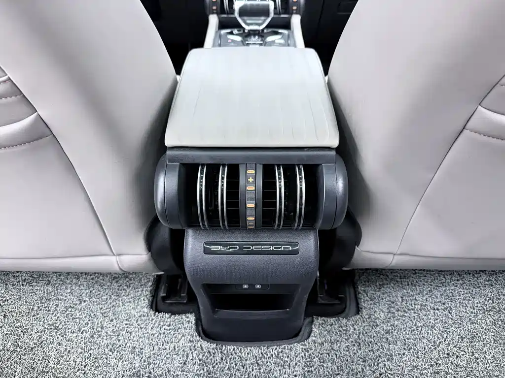 BYD Yuan Plus — миниатюра 11