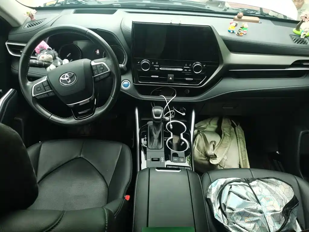Toyota Highlander — миниатюра 10