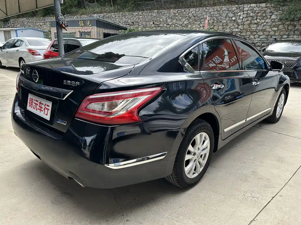 Nissan Teana — миниатюра 7