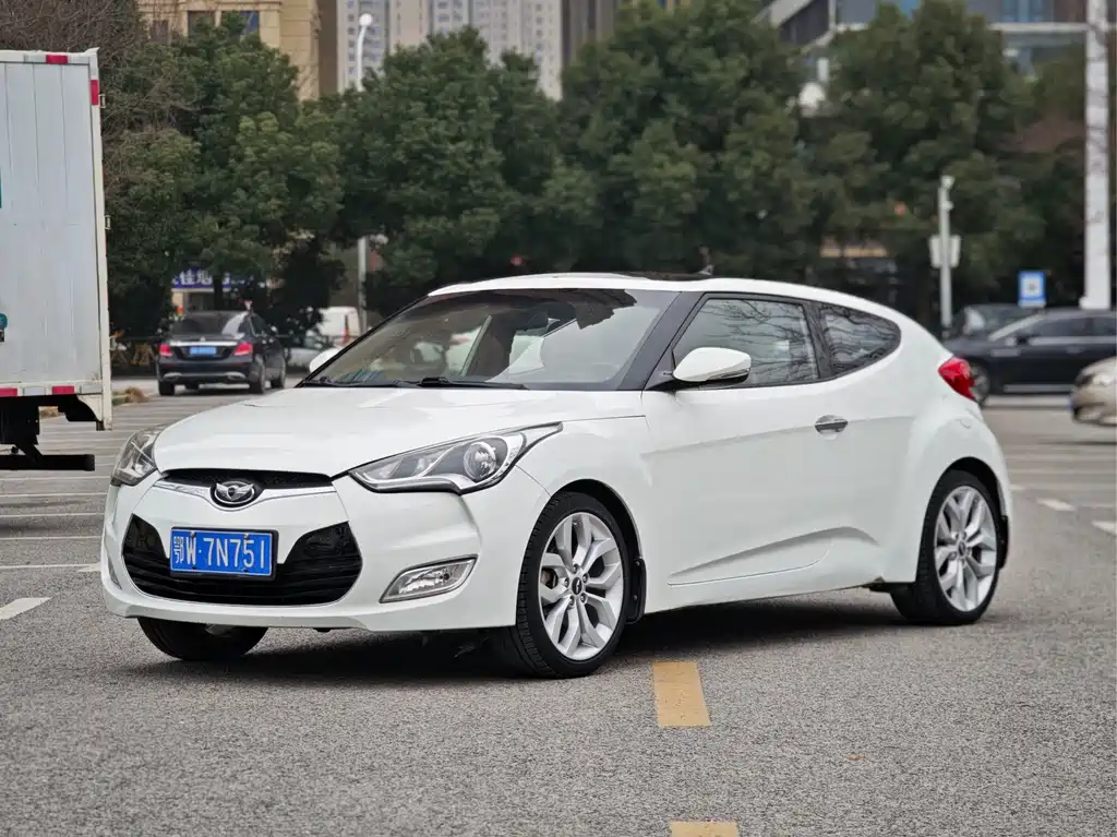 Hyundai Veloster 2015
