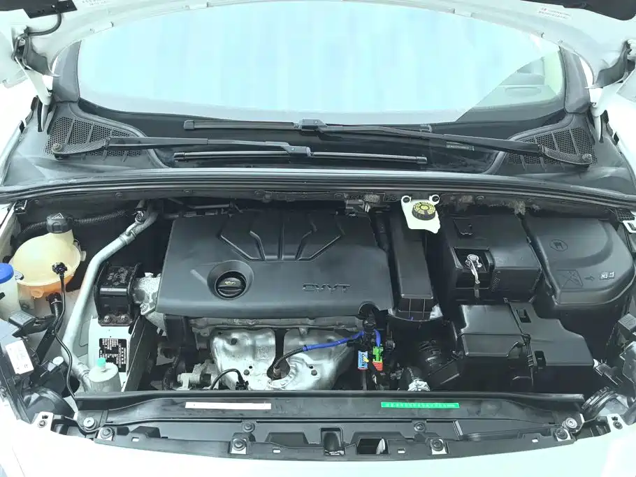 Peugeot 308 — миниатюра 10