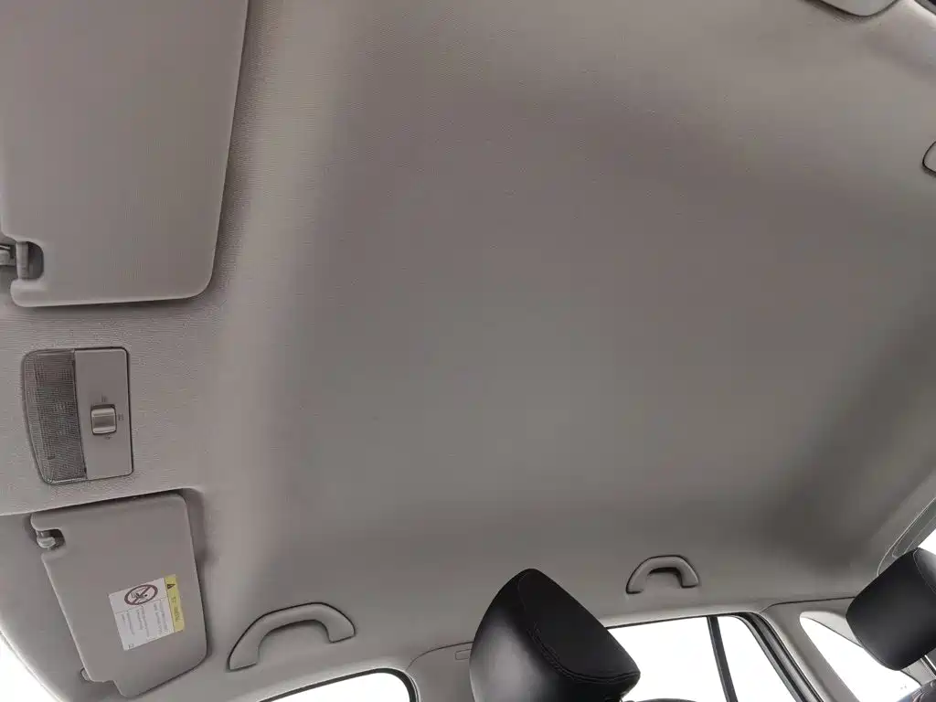 Skoda Rapid Spaceback — миниатюра 14
