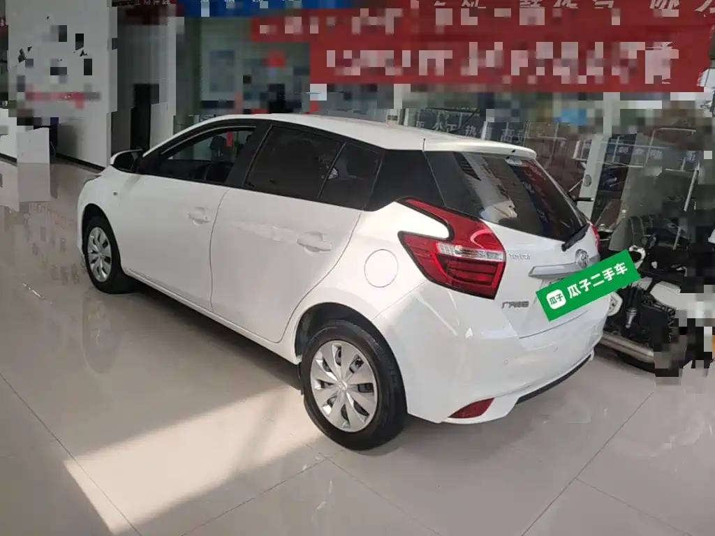 Toyota Yaris L — миниатюра 5