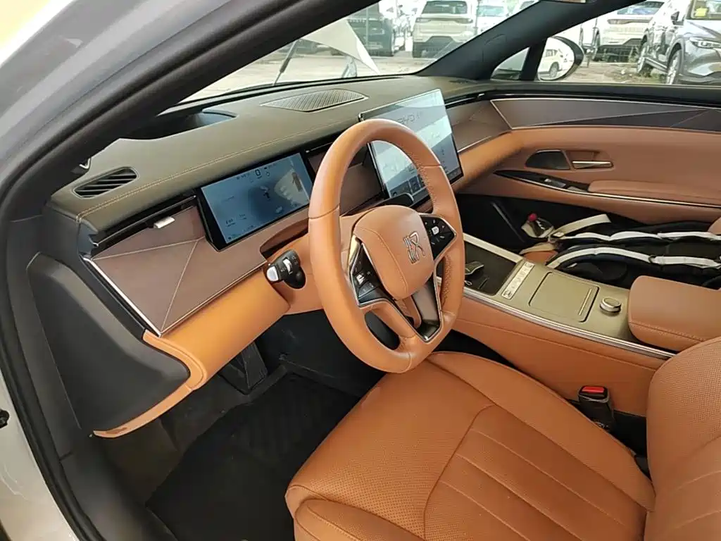 BYD Han L — миниатюра 10