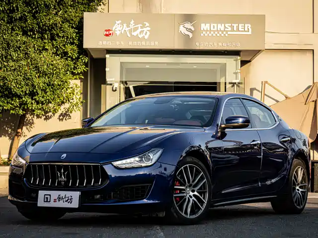 MASERATI GHIBLI
