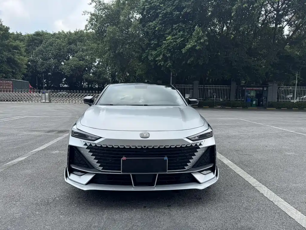 Changan UNI-V — миниатюра 2