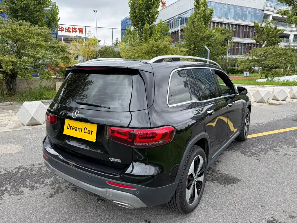 Mercedes-Benz GLB — миниатюра 4