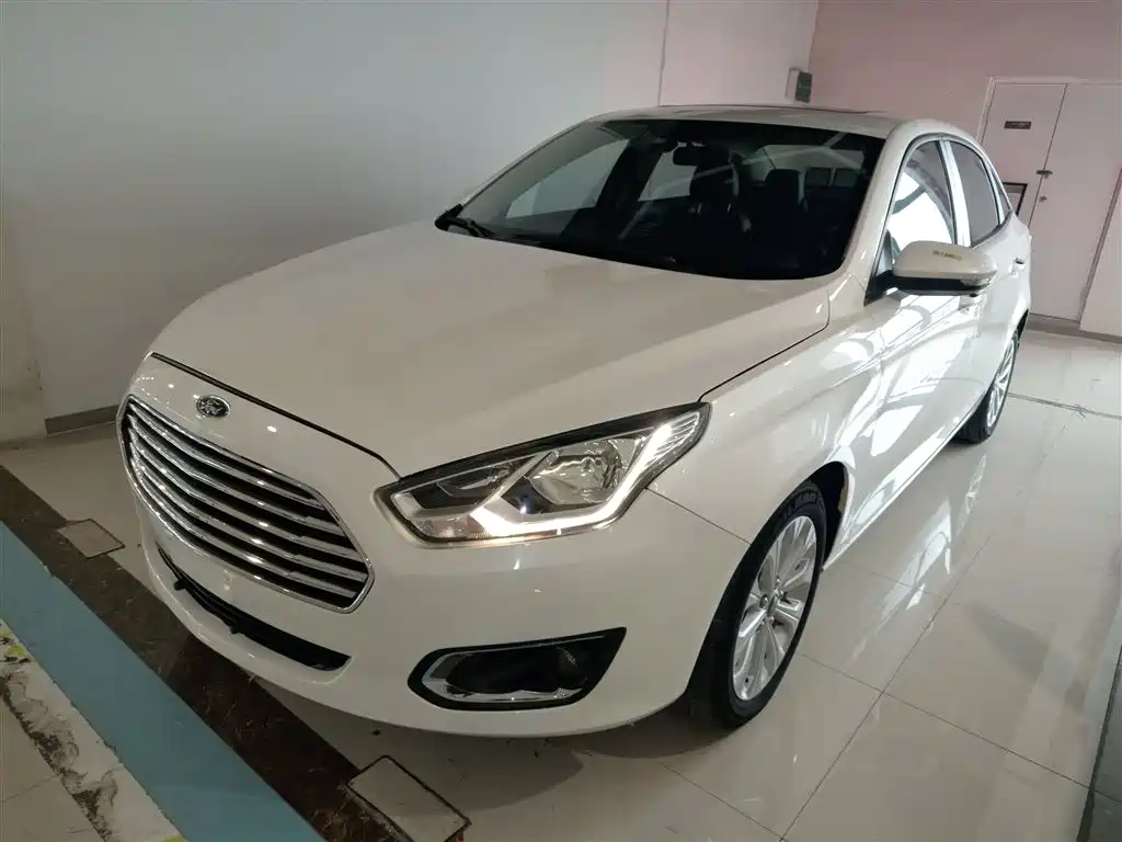 Ford Escort 2016