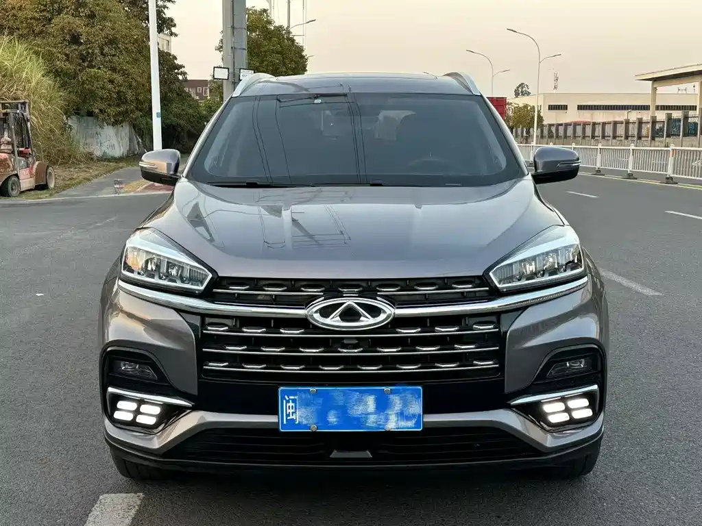 CHERY TIGGO 8
