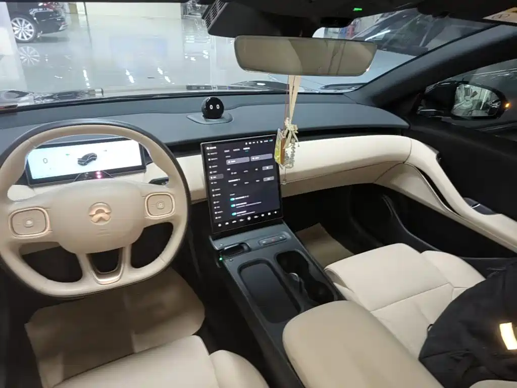 NIO ET5T — миниатюра 13