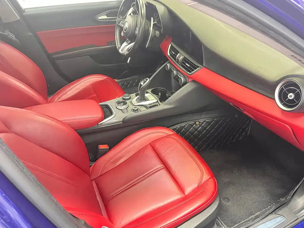 Alfa Romeo Giulia — миниатюра 11