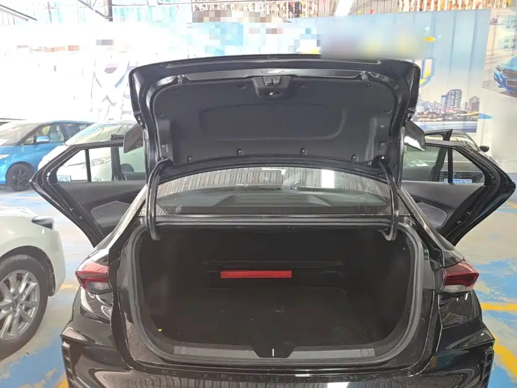 GAC Motor Shadow Leopard — миниатюра 19
