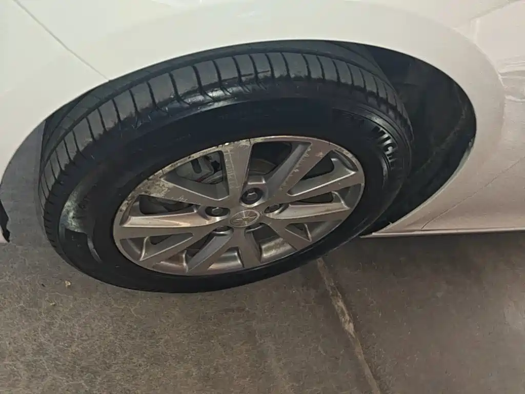 Chevrolet Malibu — миниатюра 23