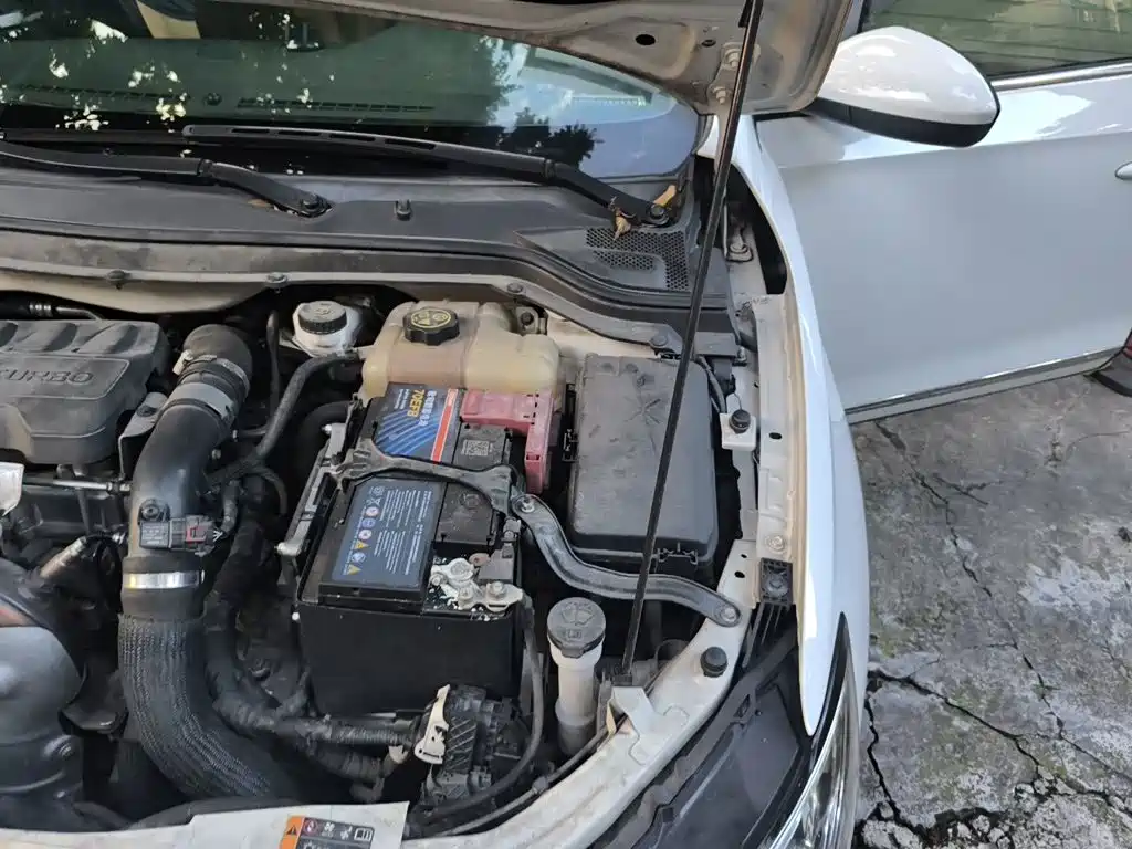 Buick Excelle — миниатюра 21