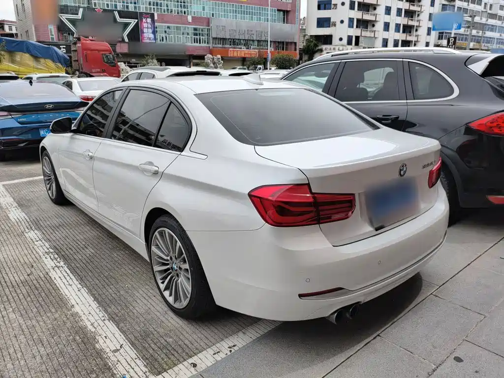 BMW 3 Series — миниатюра 5