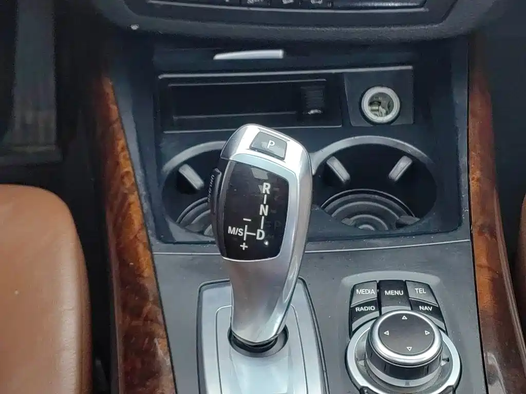 BMW X5 (Import) — миниатюра 14
