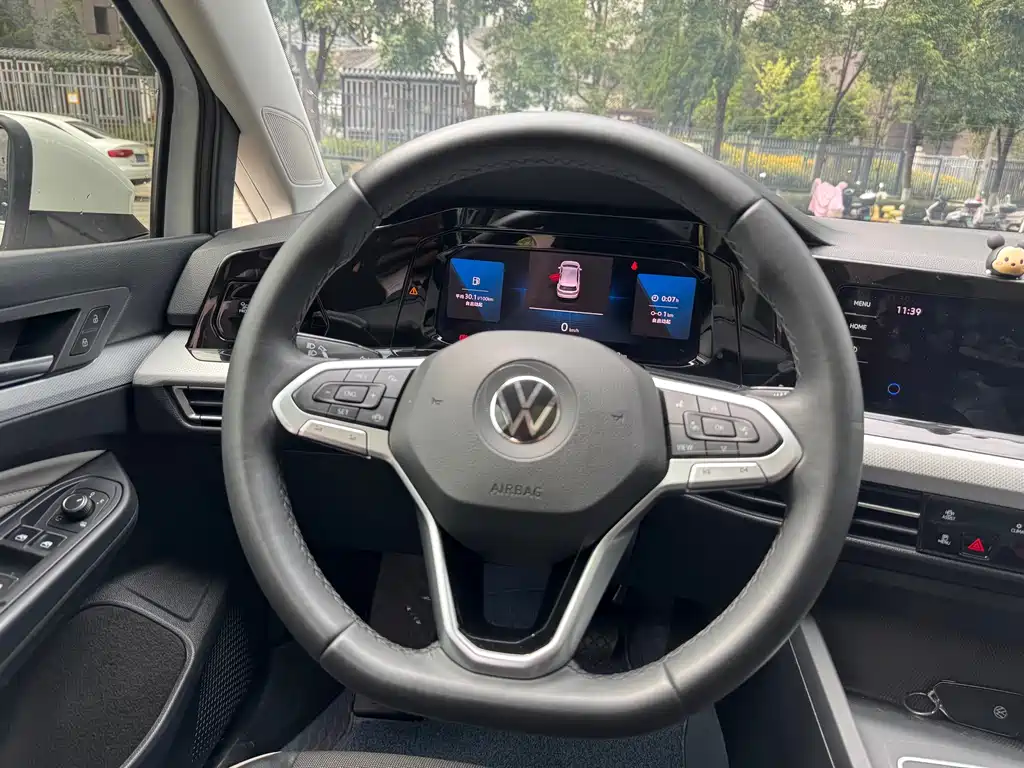 Volkswagen Golf — миниатюра 12