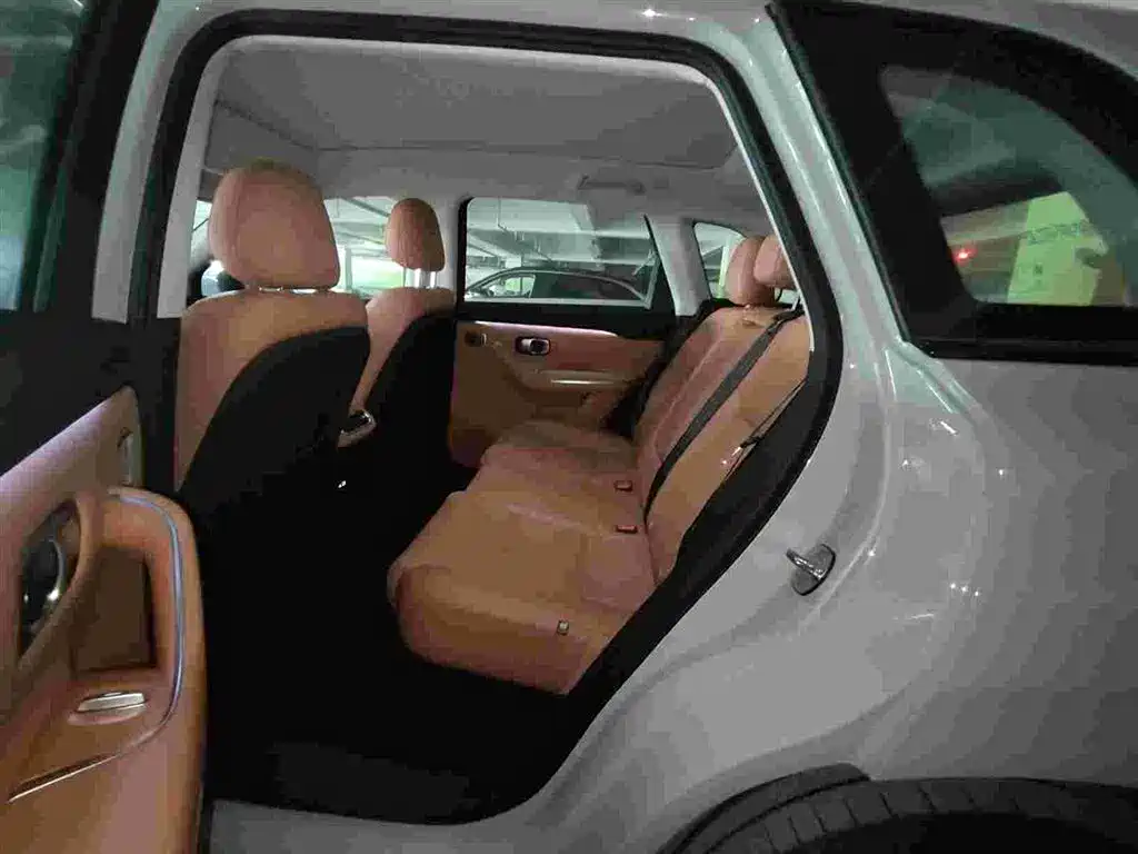 Leapmotor Leapmotor C10 — миниатюра 8