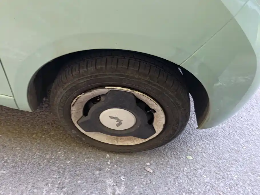 Wuling MINIEV — миниатюра 6