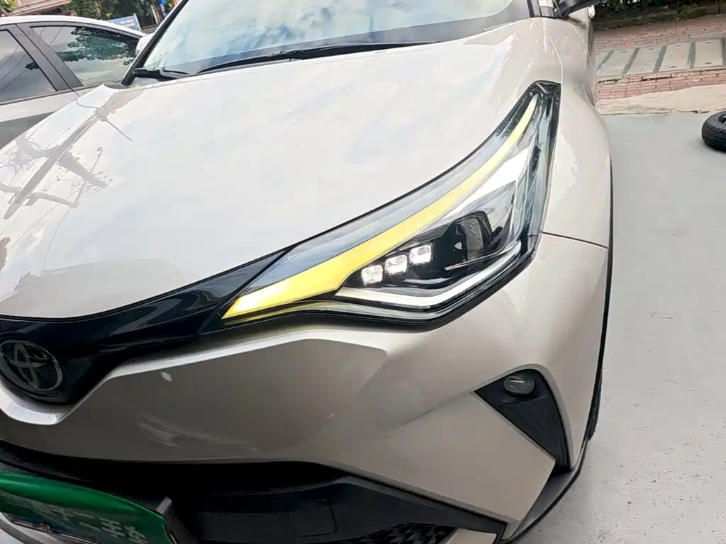 Toyota C-HR — миниатюра 24