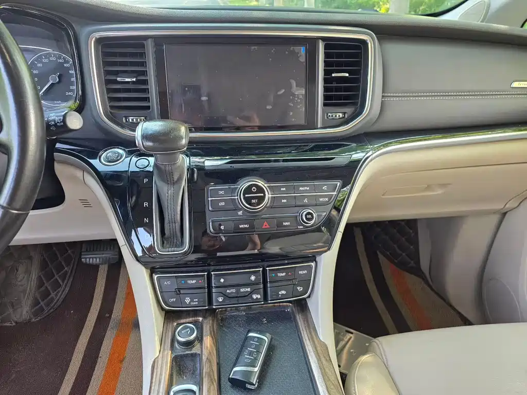 GAC Motor Trumpchi M8 — миниатюра 9