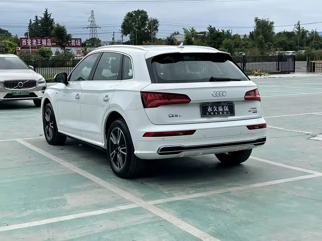 Audi Q5L — миниатюра 22