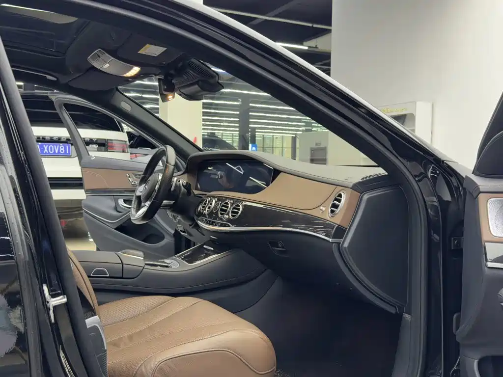 Mercedes-Benz S-Class — миниатюра 10