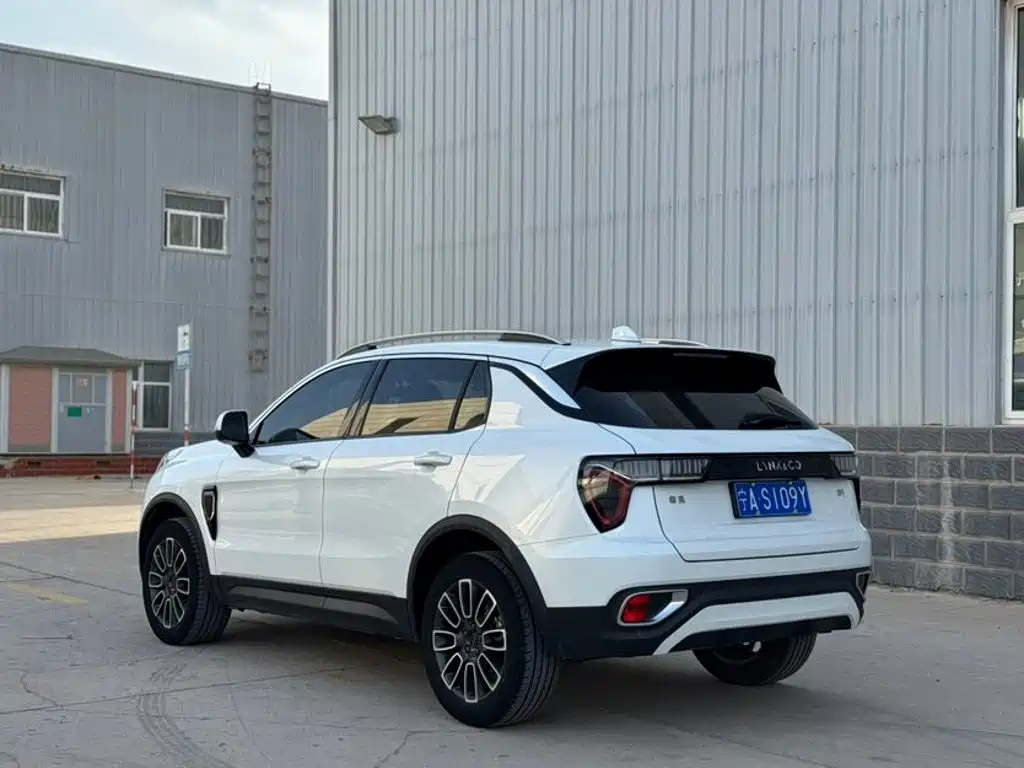 Lynk & Co 01 — миниатюра 5